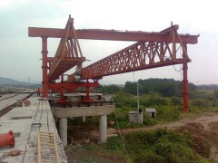 广东惠州节段拼架桥机销售厂家LGB型节段梁桥面吊
