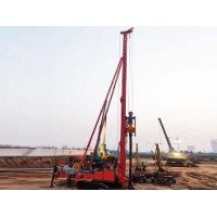 天津长螺旋桩机|鼎峰工程公司定做15米长螺旋钻机