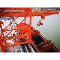 福建三明岸桥起重机生产厂家设备是怎样构成的
